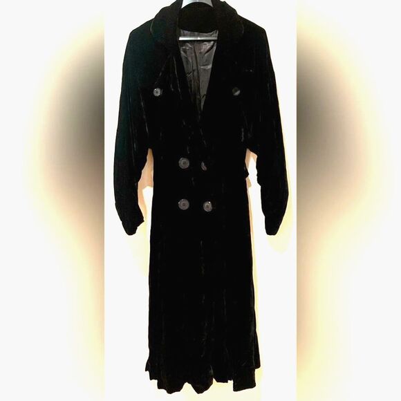 Vintage Full Length Black Velvet Long Coat size 00-0 - Picture 1 of 8